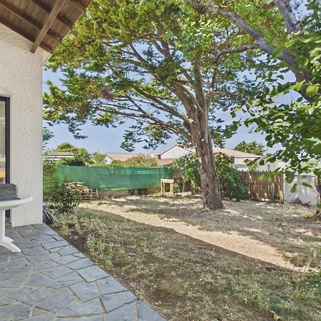 別荘 Maison Pour 8 Avec Jardin, Proche Plages サンティレール・ド・リエ